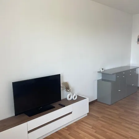 Family Apartment- Fiera Lägenhet *